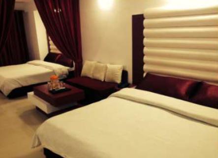 Ashirwad Hotel And Spa Мусори Екстериор снимка