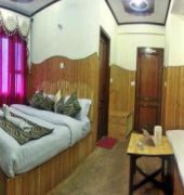 Ashirwad Hotel And Spa Мусори Екстериор снимка